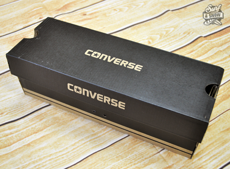 Фирменная коробка кед Converse