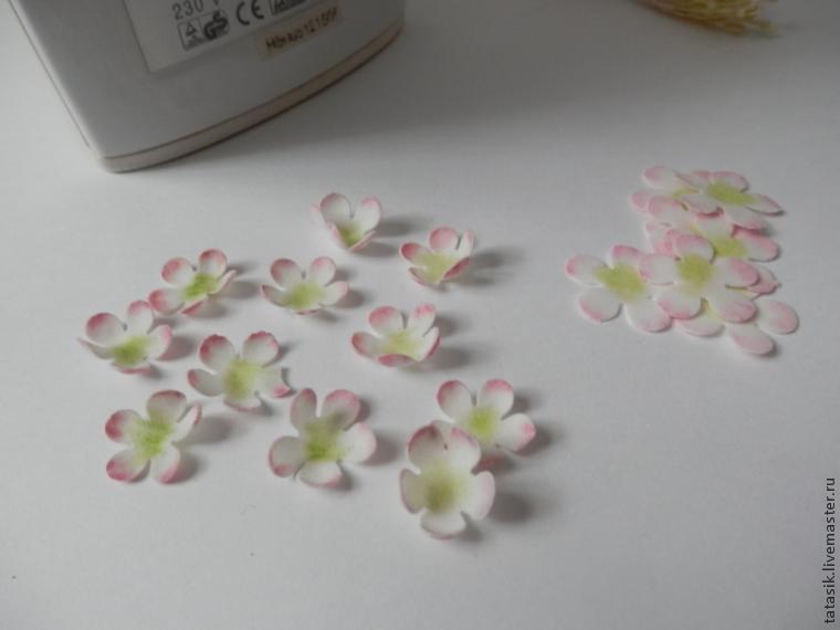 Создаем миниатюрные цветы из фоамирана, фото № 8