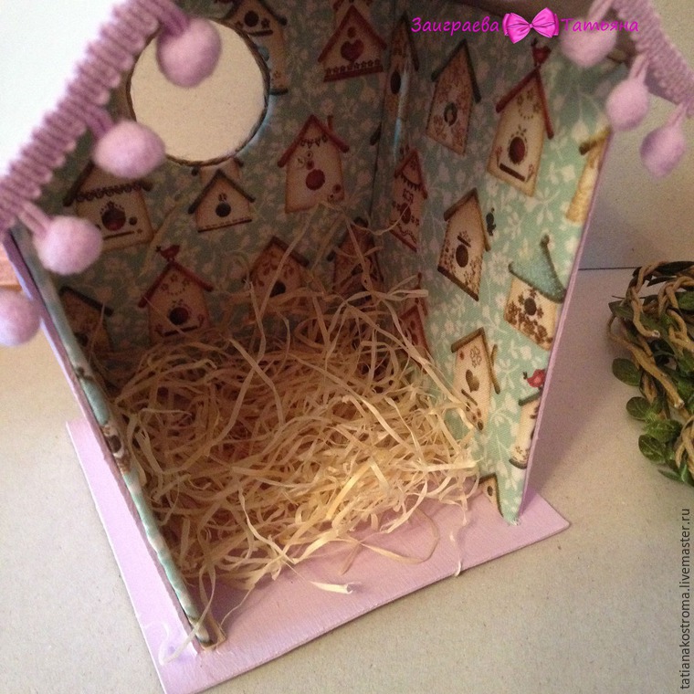 Делаем декоративный пасхальный скворечник с гнездом и птичкой, фото № 28