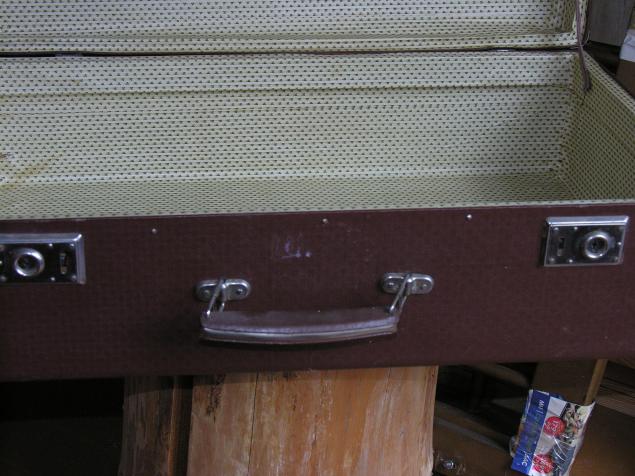 Старые чемоданы-подскажите возраст!, фото № 6