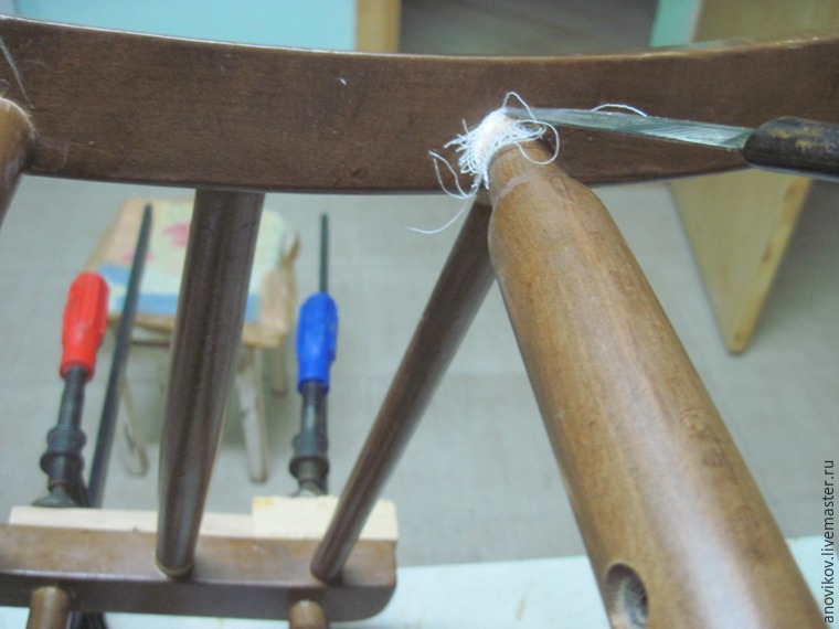Ремонт стула с круглыми проножками с усилением. Часть 1: подготовительные работы и первое склеивание, фото № 25