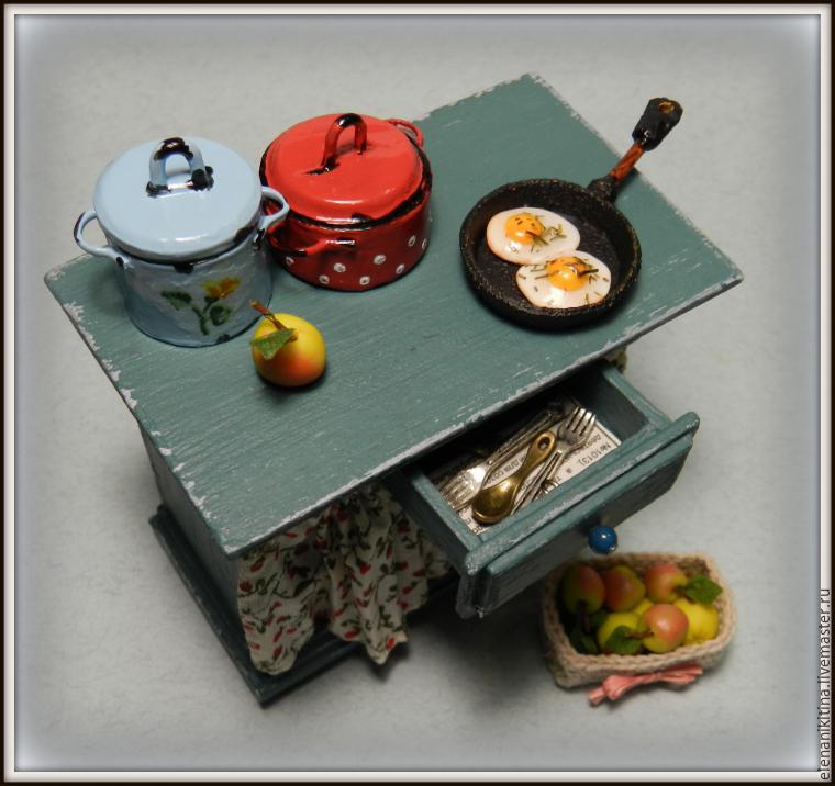Мастерим миниатюрный кухонный стол для кукольного дома, фото № 4