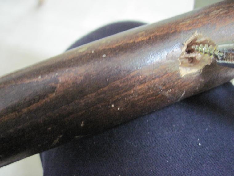 Ремонт ножки венского стула (извлечение сломанной части шурупов), фото № 7