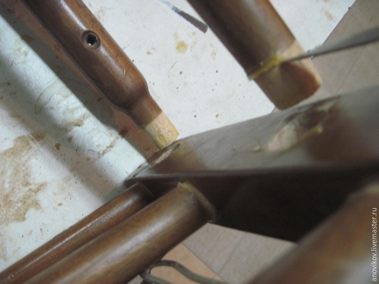 Ремонт стула с круглыми проножками с усилением. Часть 1: подготовительные работы и первое склеивание, фото № 12