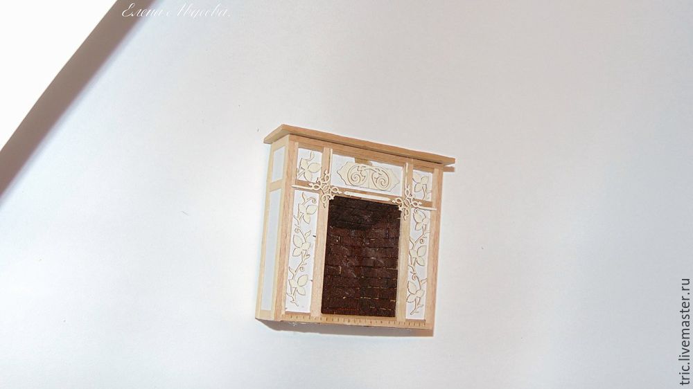 Мастерим красивый камин и настенные панели в кукольный домик, фото № 9
