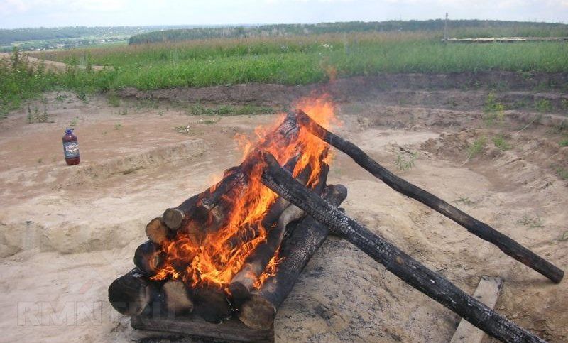 Примеры использования обугленного дерева в отделке, фото № 2