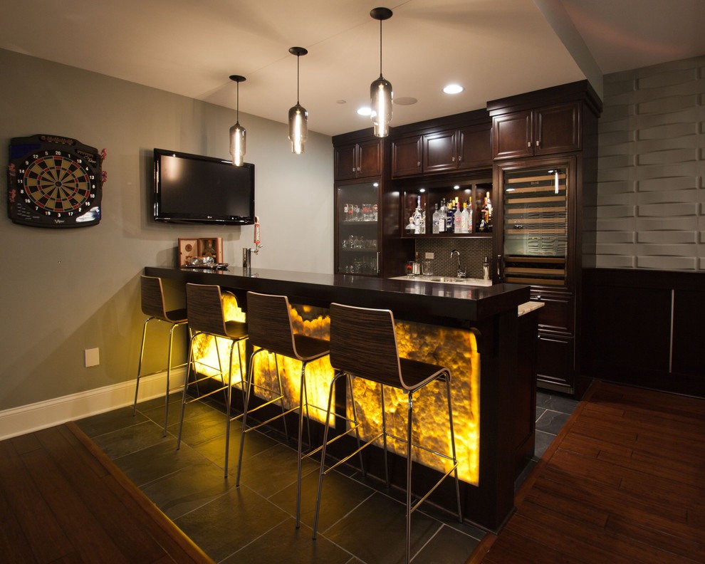 Зонирование кухни-гостиной барной стойкой с подсветкой