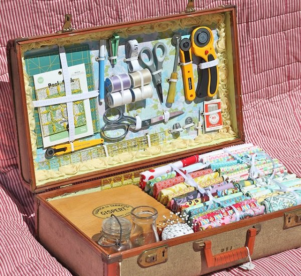 15 идей креативного использования старых чемоданов