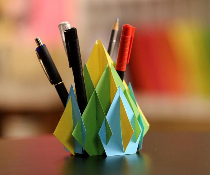 оригами ягодка из бумаги