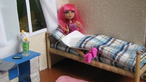 Как сделать кроватку для куклы