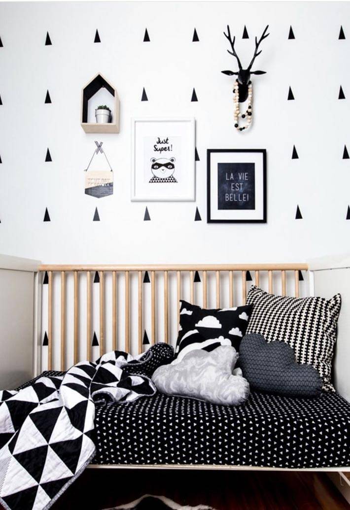 черно-белый дизайн детской комнаты фото