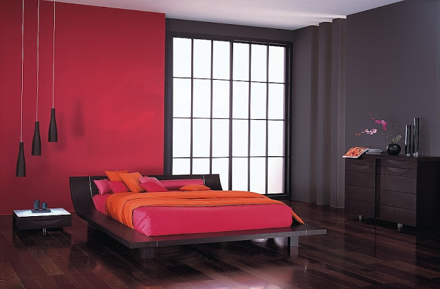 Современный дизайн спальни с кроватью-платформой. Фото 40