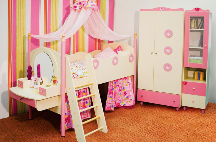 Детская кровать-чердак для девочек с балдахином