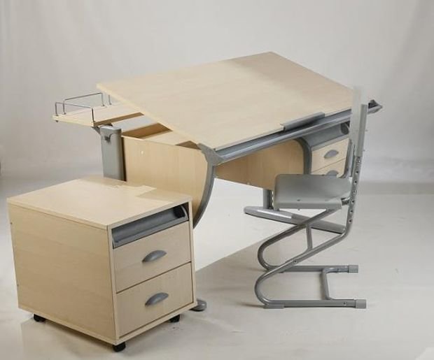 Многофункциональный письменный стол