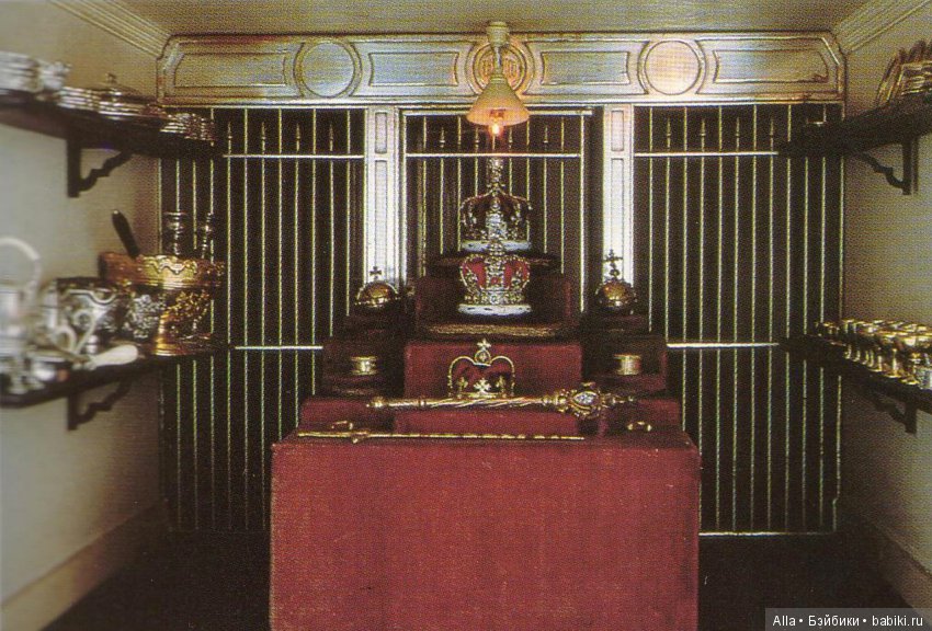 Английский кабинет - кукольный домик, XVIII век