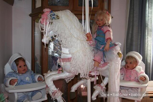 Лошадка для кукол