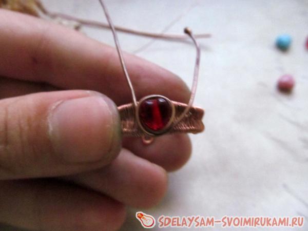 Кольцо из медной проволоки Кольцо из медной проволоки