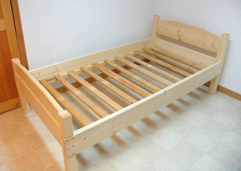 Собранная односпальная кровать
