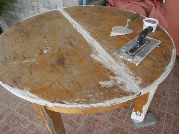 Как отреставрировать старый стол своими руками?