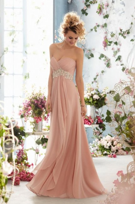 Персикове платье невесты