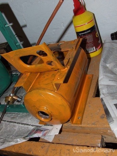 Воздушный компрессор для мелкой покраски из старого холодильника